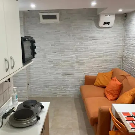 De Nittis Cozy House - 8 Min From Station * Барі