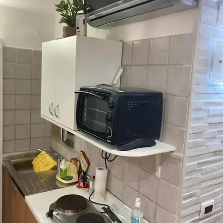 Апартаменти De Nittis Cozy House - 8 Min From Station Барі